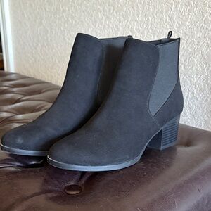 Elegant Black Ankle Booties